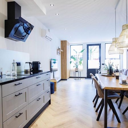 In De Mid - Prachtige Appartementen In Hartje ヤウレ エクステリア 写真